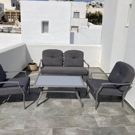 Triena Apartments Φηρά Εξωτερικό φωτογραφία