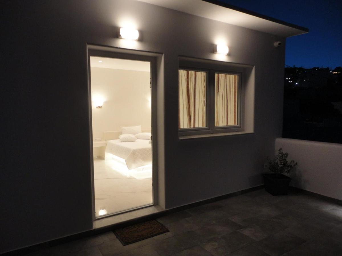 Triena Apartments Φηρά Εξωτερικό φωτογραφία