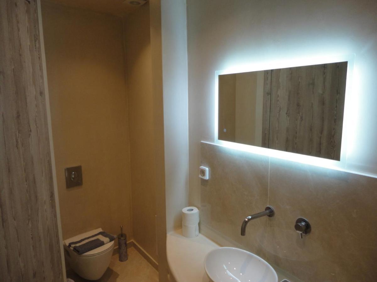 Triena Apartments Φηρά Εξωτερικό φωτογραφία