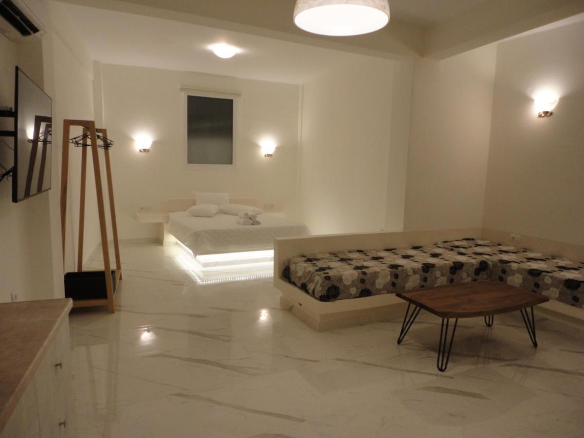 Triena Apartments Φηρά Εξωτερικό φωτογραφία