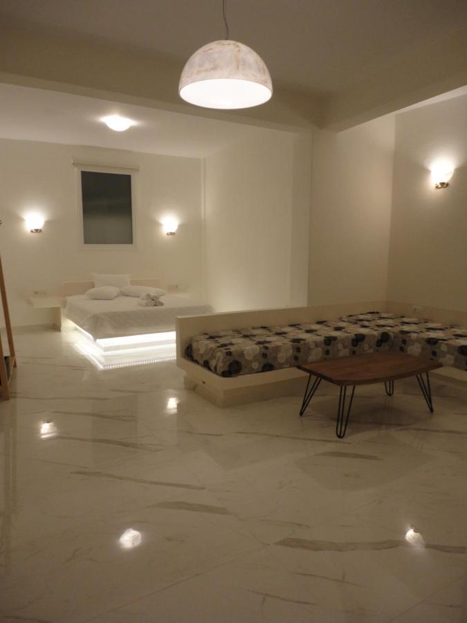 Triena Apartments Φηρά Εξωτερικό φωτογραφία
