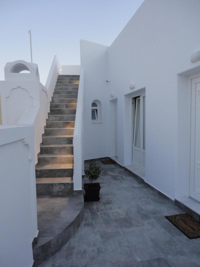 Triena Apartments Φηρά Εξωτερικό φωτογραφία